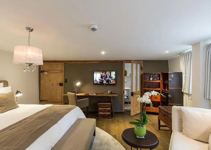 Boutique - Adara 4*